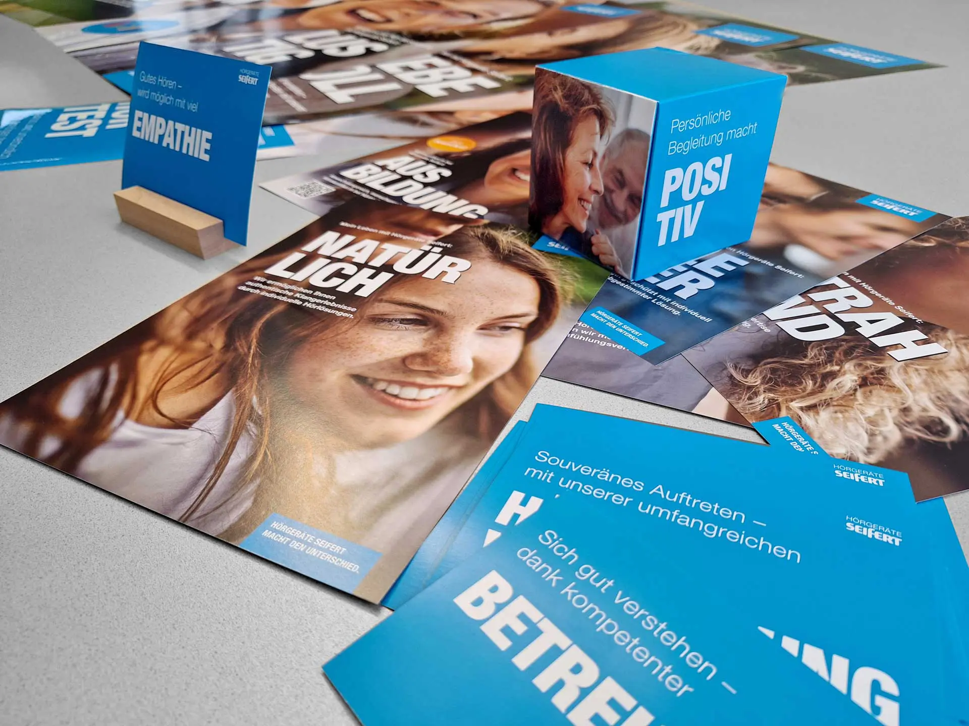 Hörgeräte Seifert - Schaufensterdeko 2025