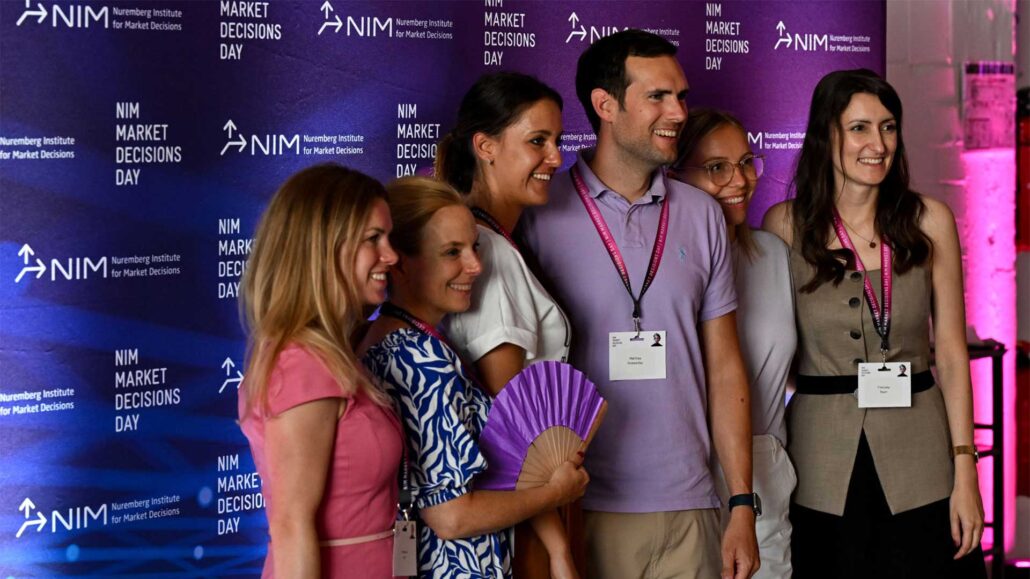 NIM Market Decisions Day 2025 – Fotowand NIM Market Decisions Day 2025 – Fotowand